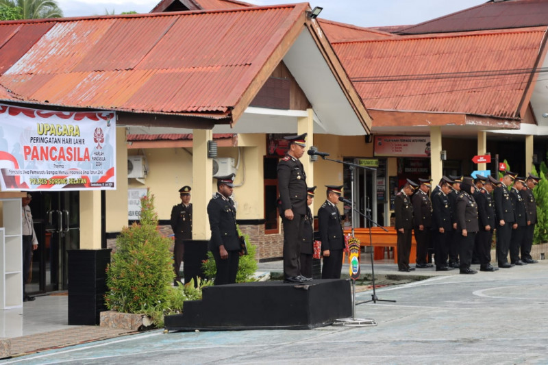 Polres Sorong Selatan Gelar Upacara Peringatan Hari Lahir Pancasila.