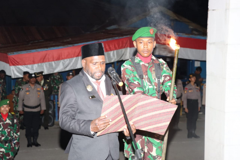 Pemkab Sorong Selatan Laksanakan Apel Kehormatan Dan Renungan Suci Dalam Rangka  HUT RI Ke-79